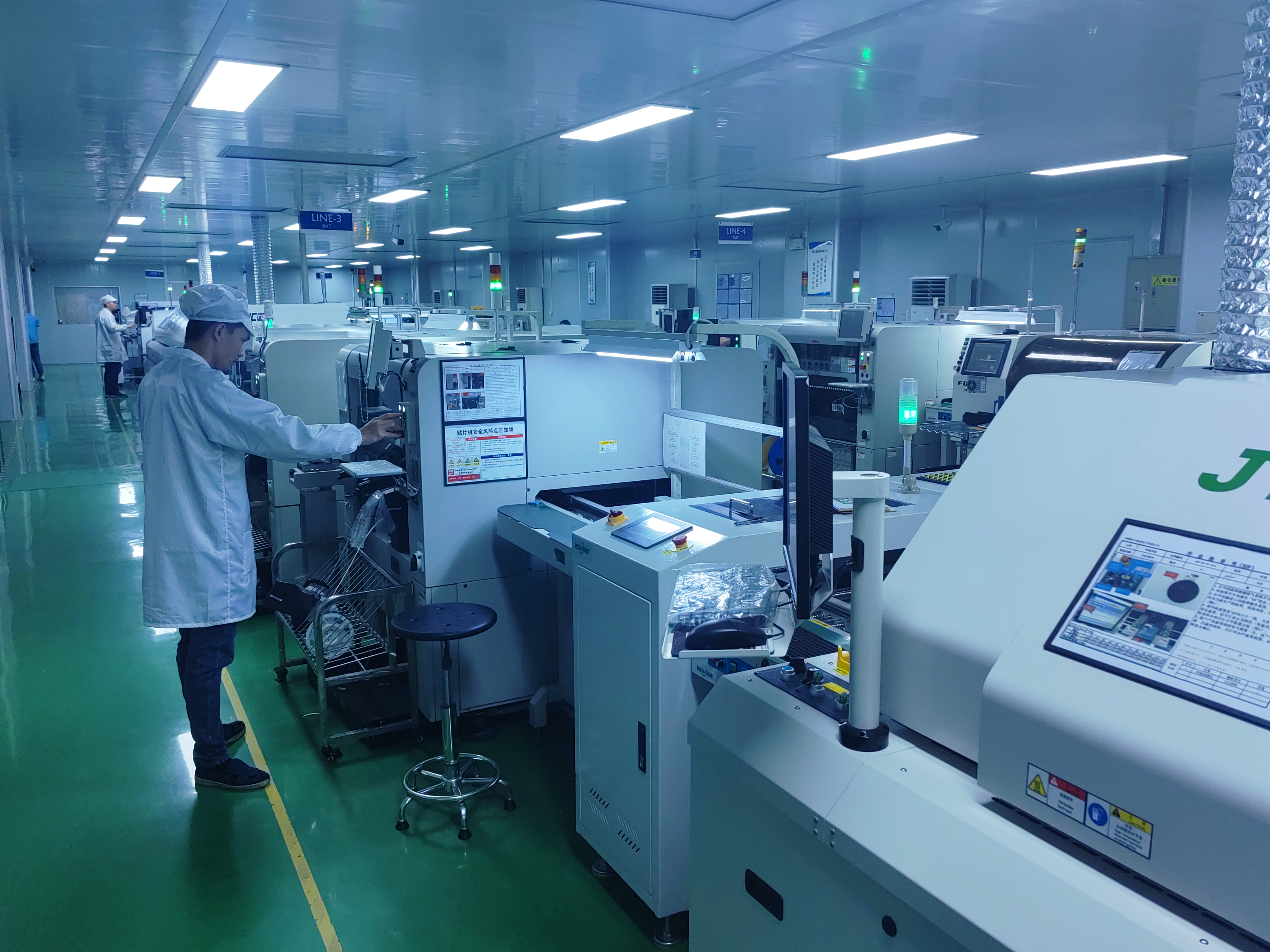 光明SMT贴片加工精度详解