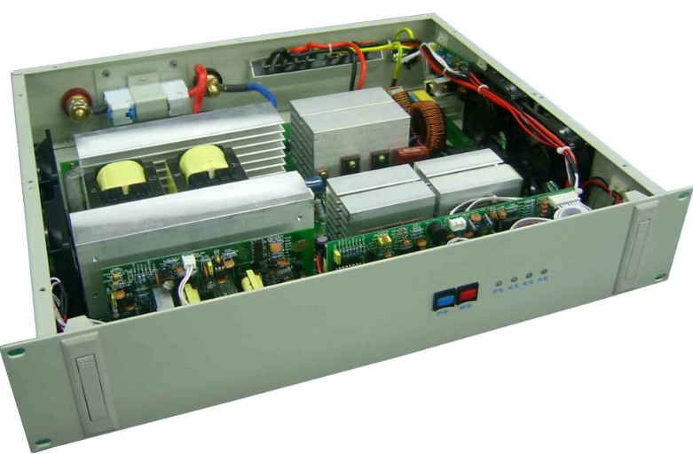 太阳能逆变器：光伏系统核心解析